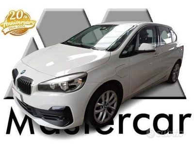 Usata BMW 225 Active Tourer iPerformance 136 CV (100 kW) 2019 Bianco Monovolume