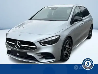 Nuova Mercedes B180 AMG 116 CV (85 kW) 2026 Grigio Monovolume
