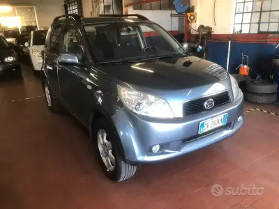 Usata Daihatsu Terios 102 CV (75 kW) 2009 Grigio SUV