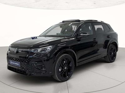 Nuova VW Tiguan R-line 193 CV (141 kW) 2025 0e grenadill black metallizzato SUV