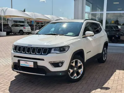 Usata Jeep Compass Limited 140 CV (102 kW) 2019 Bianco SUV