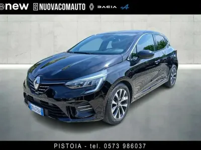 Usata Renault Clio V Intens 101 CV (74 kW) 2023 Nero Berlina