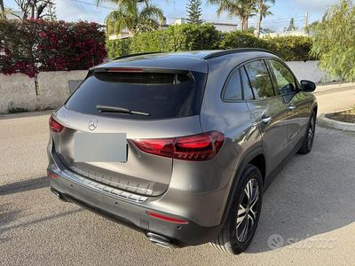 Usata Mercedes GLA200 150 CV (110 kW) 2023 Grigio SUV