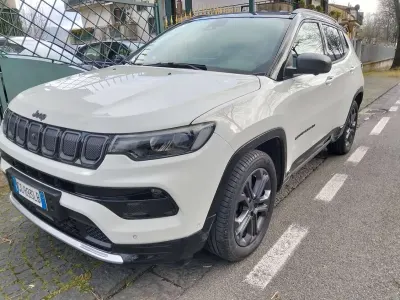 Usata Jeep Compass 131 CV (96 kW) 2021 Bianco SUV