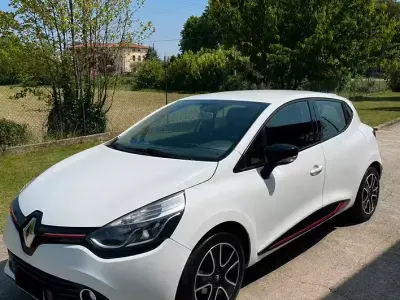 Usata Renault Clio IV 75 CV (55 kW) 2013 Bianco Berlina