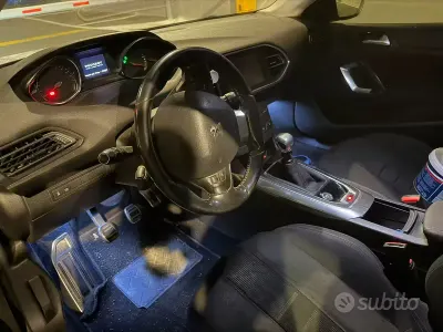 Usata Peugeot 308 Sport 116 CV (85 kW) 2014 Grigio Berlina