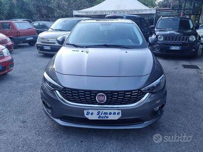 Usata Fiat Tipo Business 120 CV (88 kW) 2019 Grigio scuro Berlina