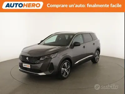 Usata Peugeot 5008 Allure 131 CV (96 kW) 2023 Grigio SUV