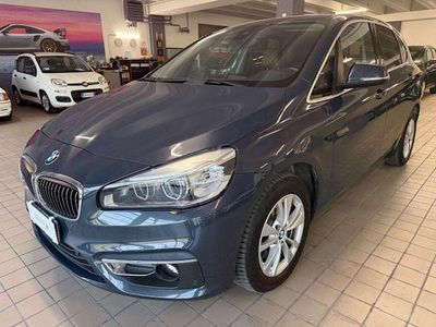 Usata BMW 220 Active Tourer Luxury Line 190 CV (139 kW) 2015 Grigio Monovolume