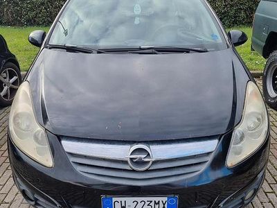 Usata Opel Corsa 90 CV (66 kW) 2007 Nero Berlina
