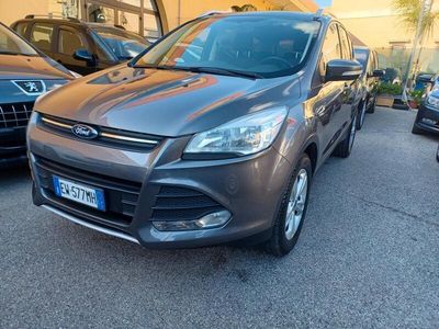 Usata Ford Kuga Titanium 115 CV (84 kW) 2014 Grigio SUV
