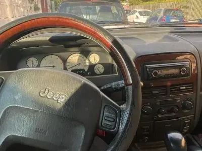 Usata Jeep Grand Cherokee Overland 163 CV (119 kW) 2003 Bluazzurro SUV