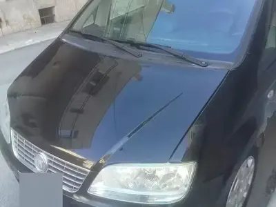Usata Fiat Idea 77 CV (56 kW) 2010 Nero Monovolume