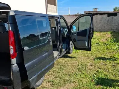Usata Renault Trafic 145 CV (106 kW) 2008 Monovolume