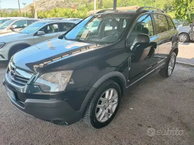 Usata Opel Antara Cosmo 150 CV (110 kW) 2010 Bianco SUV