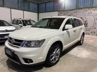 Usata Fiat Freemont Lounge 170 CV (125 kW) 2012 Bianco SUV