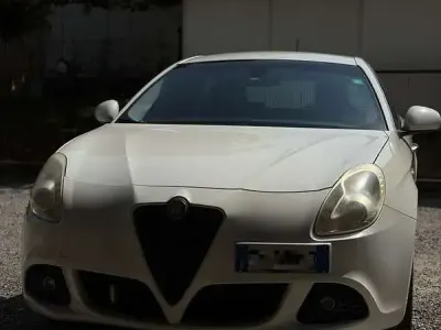 Usata Alfa Romeo Giulietta Progression 170 CV (125 kW) 2012 Utilitaria