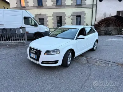 Usata Audi A3 Sportback Ambiente 105 CV (77 kW) 2011 Bianco Utilitaria