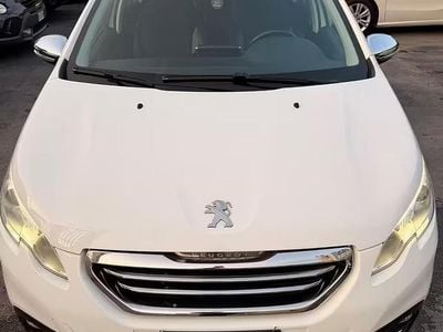 Usata Peugeot 2008 Allure 92 CV (67 kW) 2013 Bianco SUV