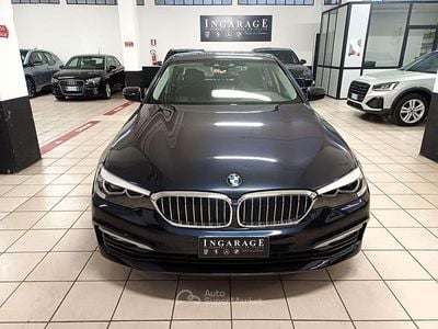 Usata BMW 520 Luxury Line 190 CV (139 kW) 2017 Blu/azzurro Berlina