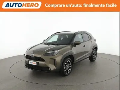 Usata Toyota Yaris Cross Trend 92 CV (67 kW) 2022 Grigio SUV