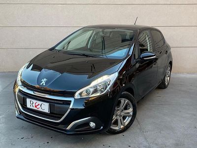 Usata Peugeot 208 Allure 82 CV (60 kW) 2018 Nero Utilitaria