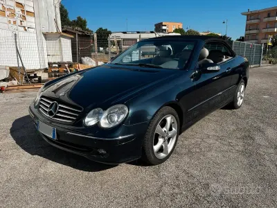 Usata Mercedes CLK200 163 CV (119 kW) 2004 Bluazzurro Cabrio