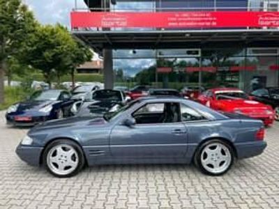 Usata Mercedes SL500 306 CV (225 kW) 2000 Blu Cabrio