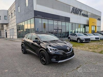 Usata Renault Captur Equilibre 101 CV (74 kW) 2022 Nero SUV