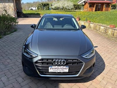 Usata Audi A4 135 CV (99 kW) 2024 Grigio Station wagon