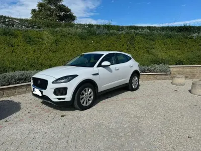 Usado Jaguar E-Pace 150 CV (110 kW) 2018 Blanco SUV