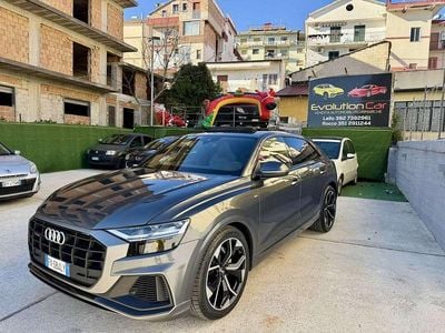 Usata Audi Q8 S-Line 286 CV (210 kW) 2019 Grigio SUV