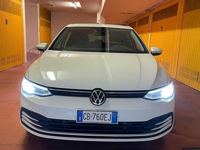 Usata VW Golf VII 110 CV (80 kW) 2020 Bianco Berlina