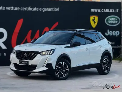 Usata Peugeot 2008 GT 131 CV (96 kW) 2022 Bianco SUV