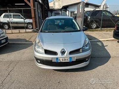Renault Clio II