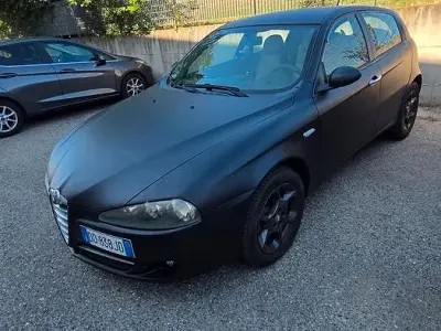 Usata Alfa Romeo 147 120 CV (88 kW) 2006 Utilitaria