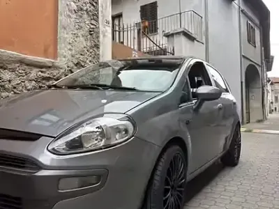 Usata Fiat Punto Evo Dynamic 95 CV (69 kW) 2012 Grigio Utilitaria