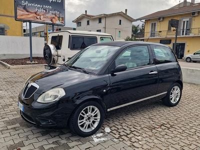 Usata Lancia Ypsilon 90 CV (66 kW) 2007 Utilitaria
