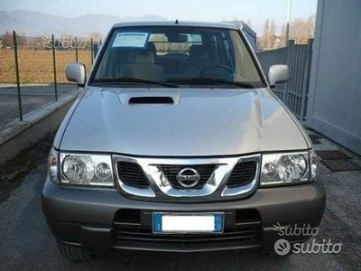 Usata Nissan Terrano 154 CV (113 kW) 2002 Grigio SUV