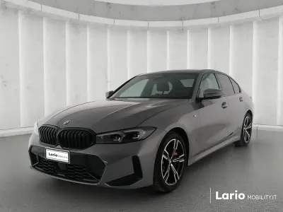 Usata BMW 320e M Sport 190 CV (139 kW) 2025 Grigio Berlina