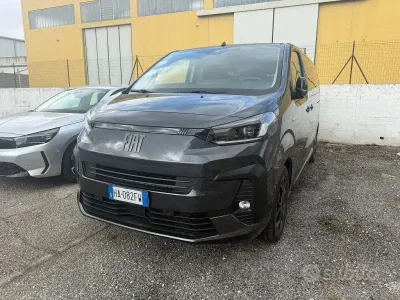 Usata Fiat E-Ulysse S 131 kW (179 CV) 2025 Grigio Monovolume