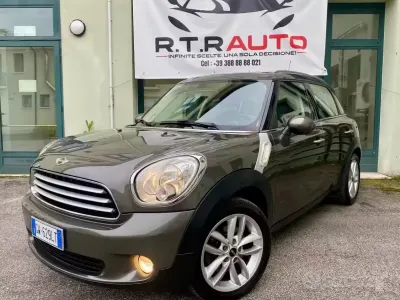 Usata Mini Cooper D Countryman 111 CV (81 kW) 2011 Grigio SUV