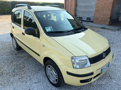 Usata Fiat Panda Classica 77 CV (56 kW) 2012 Giallo Utilitaria