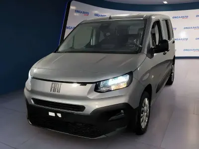 Novo Fiat Doblò S 131 HP (96 kW) 2026 Cinzento Monovolume