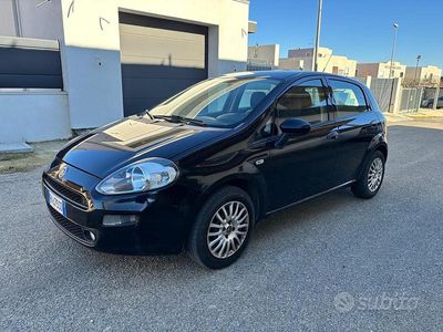 Usata Fiat Punto 70 CV (51 kW) 2018 Nero Utilitaria