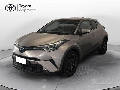 Usata Toyota C-HR Lounge 122 CV (89 kW) 2018 Metal stream met SUV