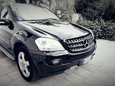 Usata Mercedes ML280 Chrome 190 CV (139 kW) 2006 Nero SUV