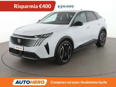 Usata Peugeot e-3008 Allure 156 kW (213 CV) 2024 Bianco SUV