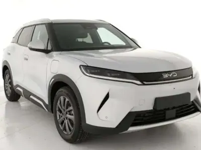 Nuova BYD Atto 2 Active 64 kW (88 CV) 2026 Skiing white SUV