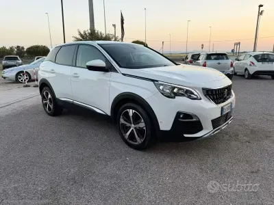 Usata Peugeot 3008 Allure 131 CV (96 kW) 2020 Other SUV